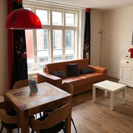 2l De Volharding * Leyde