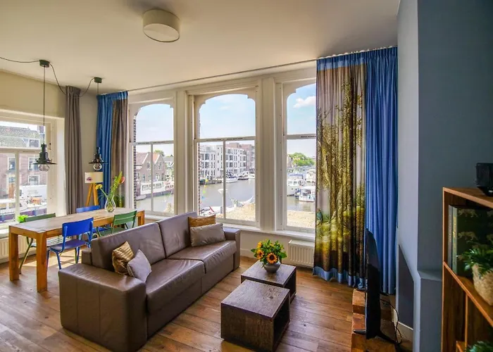 2l De Volharding شقة ليدن