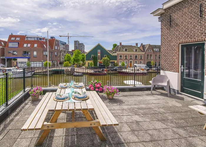 2l De Volharding ライデン