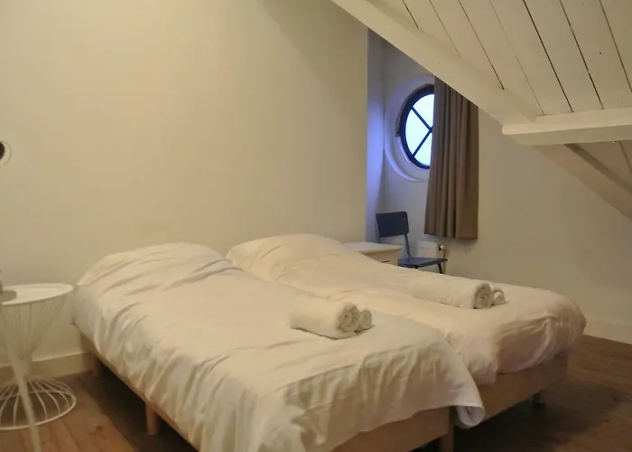 דירה 2l De Volharding *